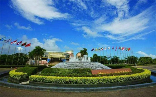 开心1+1巫山纸包鱼加盟费多少