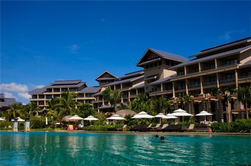 鸡蛋碰石头这是什么歌（鸡蛋碰石头下一句是什么?）