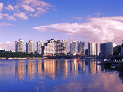 红色景区服务介绍怎么写（红色景区服务介绍怎么写好）